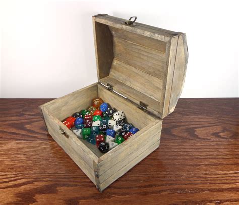 dungeons and dragons dice box